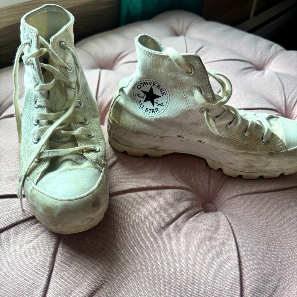 Converse Canvas Platform Hightops